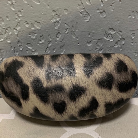 🦄Bundle 5/$10🦄Miche glasses case see photo #1108 - Picture 2 of 6